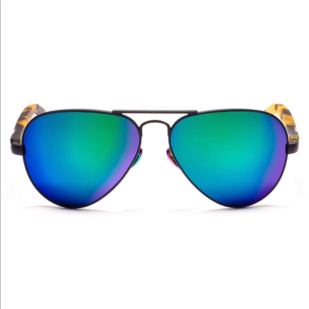 NWOT - Westward Leaning Concorde 12 Sunglasses